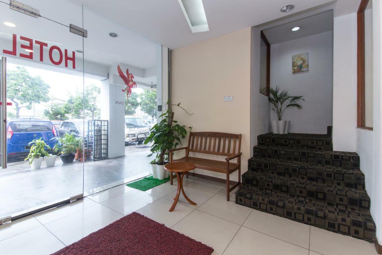 Fumah Hotel Shah Alam Esterno foto